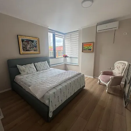 Elysee Apartment Tirana